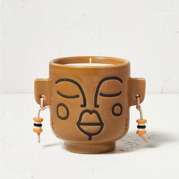 Ceramic face candle. Notes of lemon mingled with blooming geranium. - Picture 5 of 6